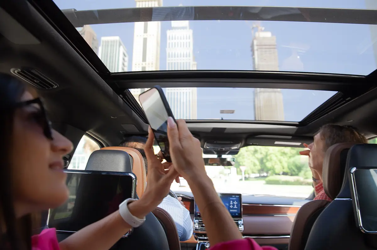Seeing the skyscrapers in downtown Dubai from your panoramic roof